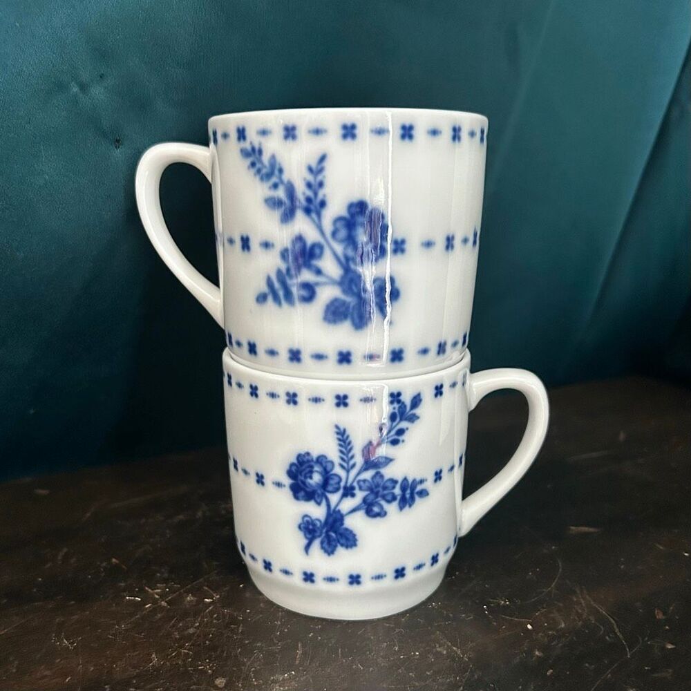 Flow Blue by Williams Sonoma 2 Ceramic Coffee Cups